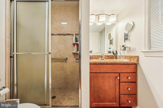 Building Photo - 11712 Seven Locks Rd