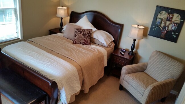 Building Photo - 1300 Cedar Ridge Dr