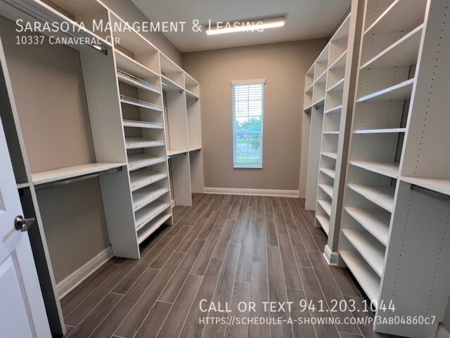 Building Photo - 10337 Canaveral Cir
