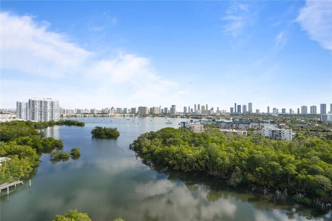 Building Photo - 16385 Biscayne Blvd