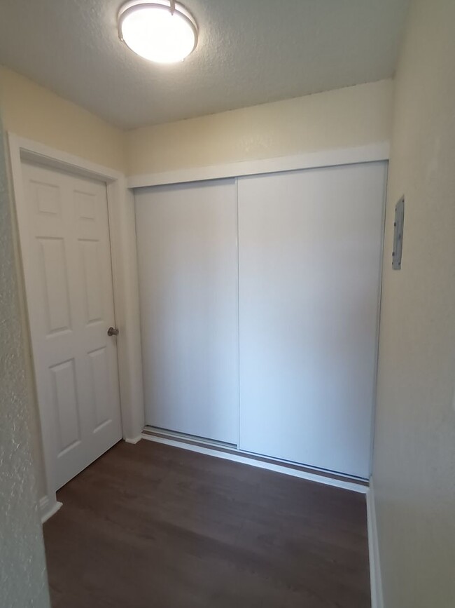 Building Photo - Welcome to SkyView Villa & Somerset Apartm...