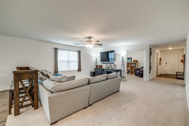 Building Photo - 600 Mayfield Dr
