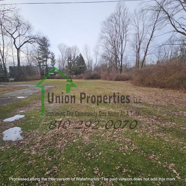 Building Photo - 263 N Elk St