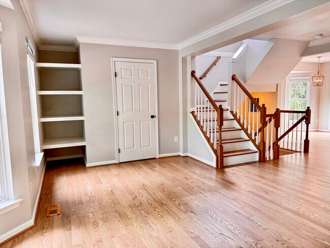 Building Photo - 44885 Grove Terrace