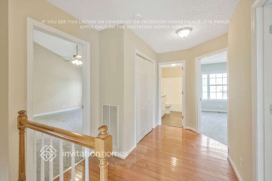 Building Photo - 2937 Riverbend Dr