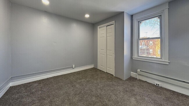 Building Photo - 7050 Clinton Rd