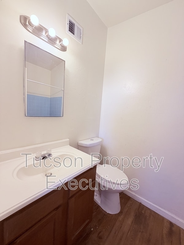 Building Photo - 1603 N Highland Ave