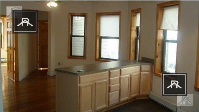 Building Photo - 4 bedroom in Brighton MA 02135