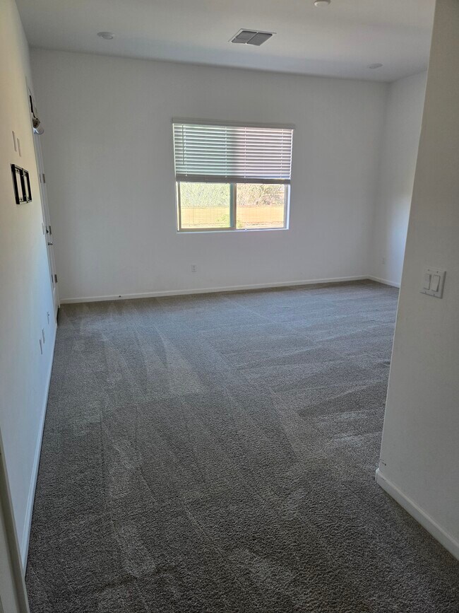 Building Photo - 12553 Denton Wy