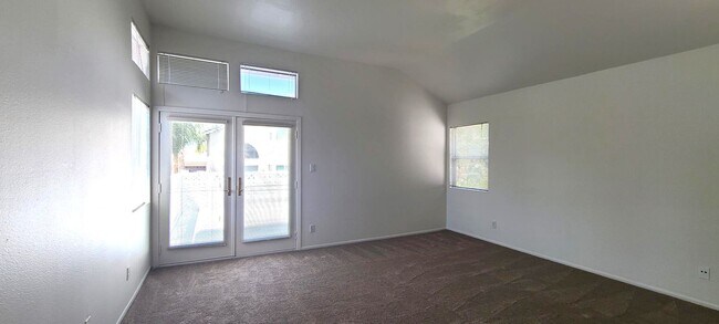 Building Photo - Single Family House - 4 Bedrooms + 2.5 Bat...