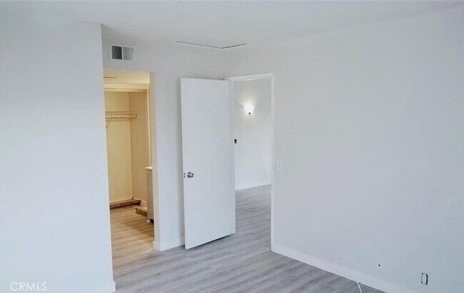 Building Photo - 23232 Orange Ave