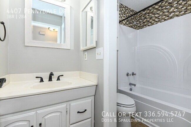 Building Photo - 4407 Pennydale Dr