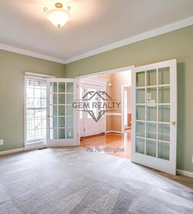 Building Photo - 10410 Silver Creek Ct