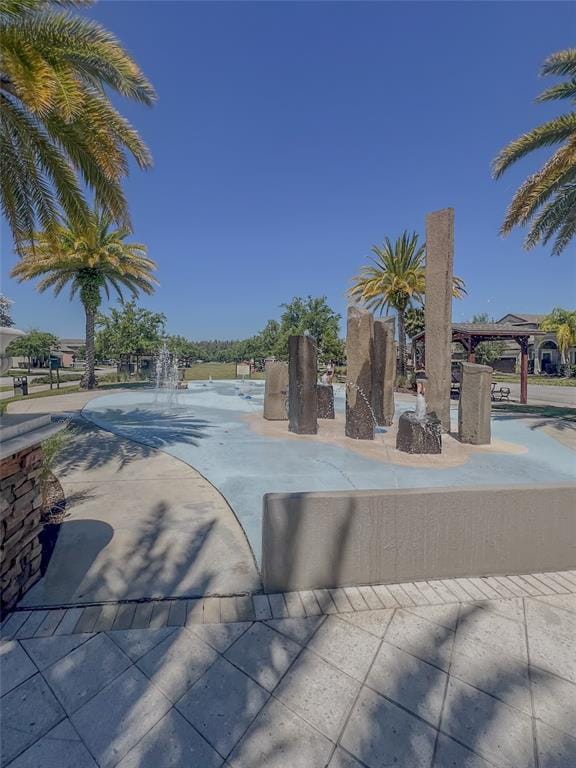 Building Photo - 1695 Ludington Ave