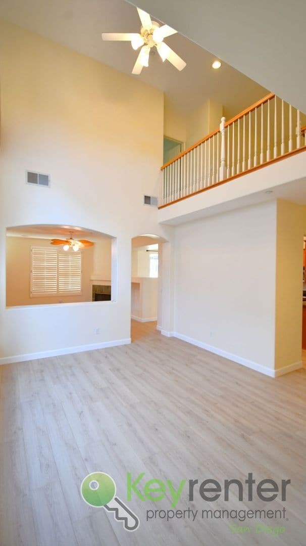 Building Photo - Poway Unified School District | Townhouse in The 4S Ranch| Quick and convenient access to SR-56