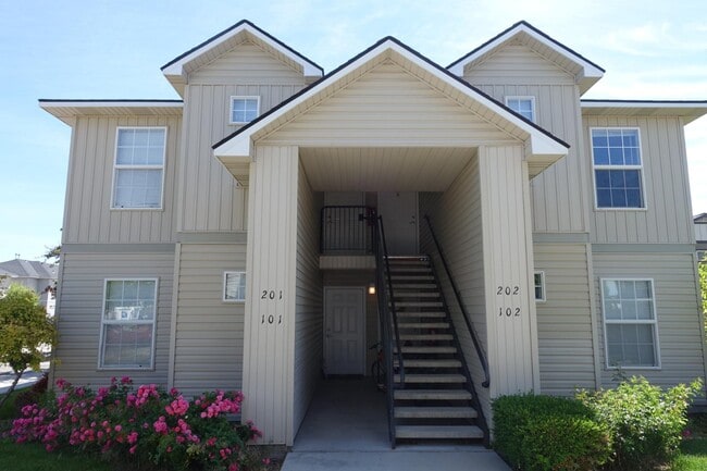 Primary Photo - 11811 Clover Field Ln