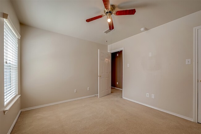 Building Photo - 2102 Cory Crossing Ln