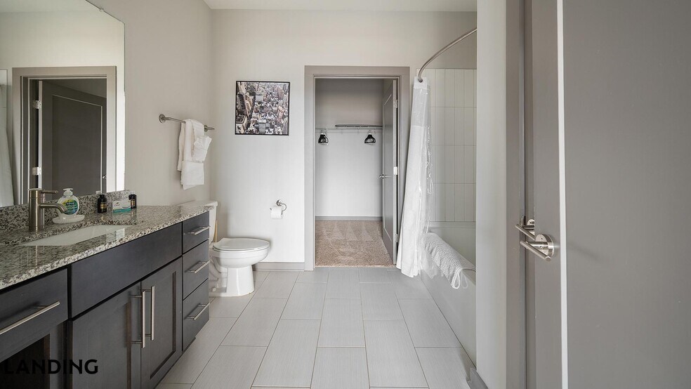 Building Photo - 1801 Meridian St