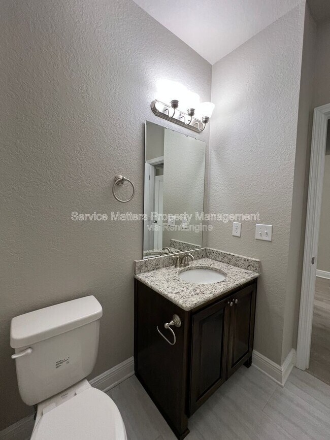 Building Photo - 5330 Parkside Dr