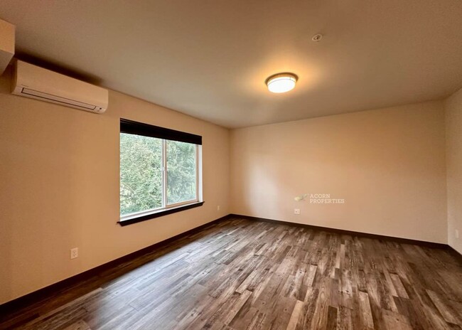Building Photo - 1621 SW Mulberry Pl