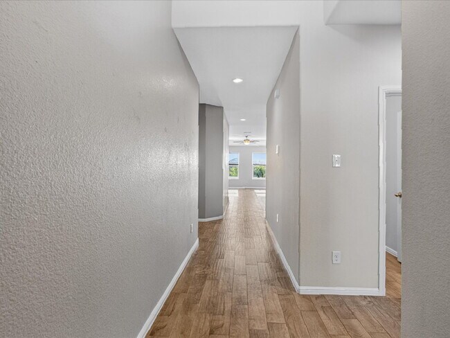 Building Photo - 2225 Blythwood Trail