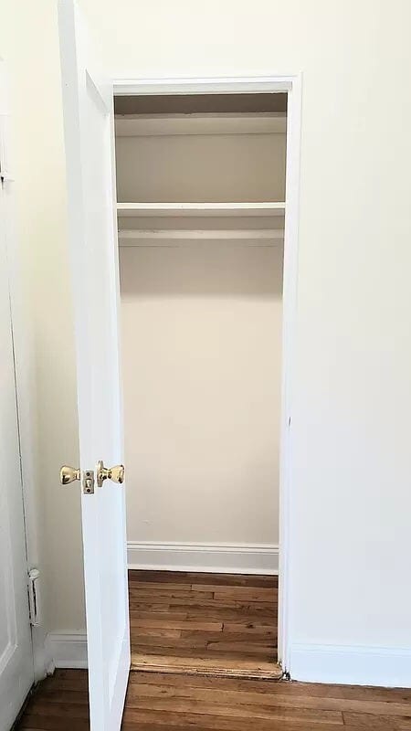 Building Photo - 2795 Shore Parkway