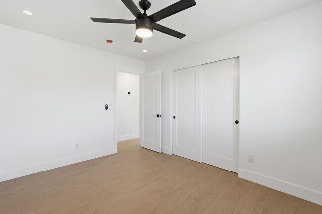 Building Photo - 7421 E Princeton Ave