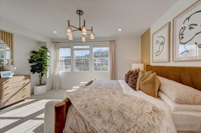 Building Photo - 1404 Mountain Laurel Rd