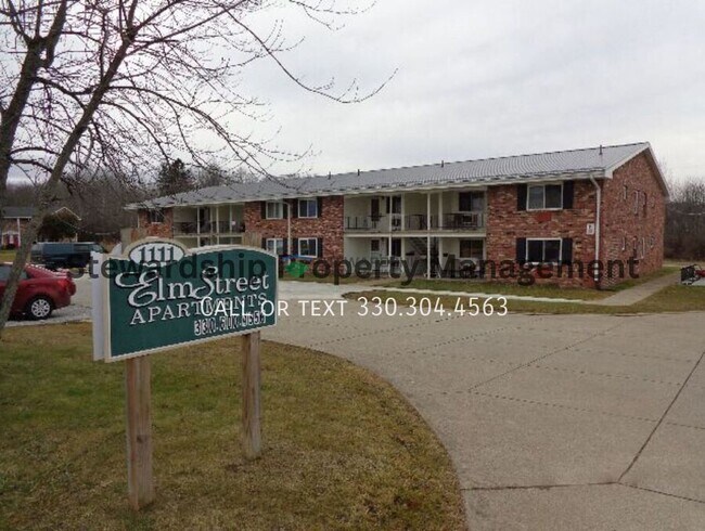 Building Photo - 1111 N Elm St