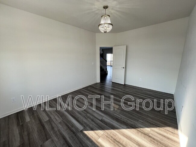 Building Photo - 5374 Noble Crossing Pkwy W