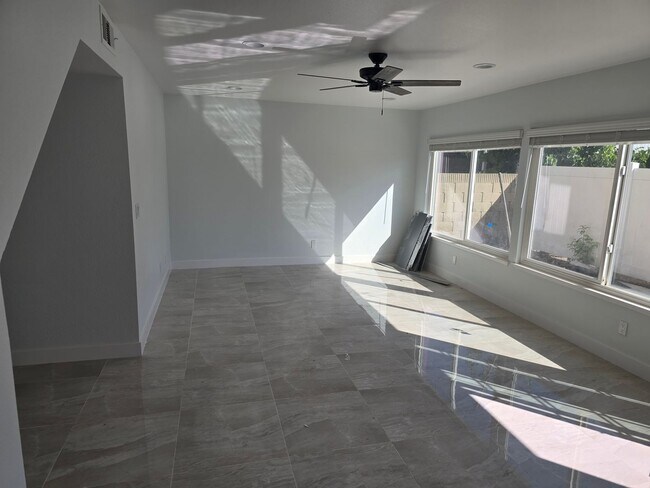 Building Photo - Fully Remodeled 4-Bedroom, 3-Bath Rental H...