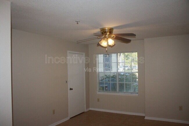 Building Photo - 7220 Westpointe Blvd
