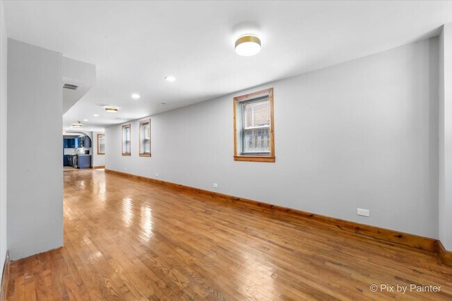 Building Photo - 2515 N Talman Ave