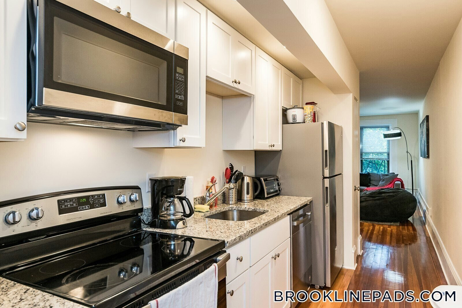 Building Photo - 1463 Beacon St