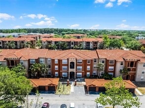 Building Photo - 5530 Metrowest Blvd