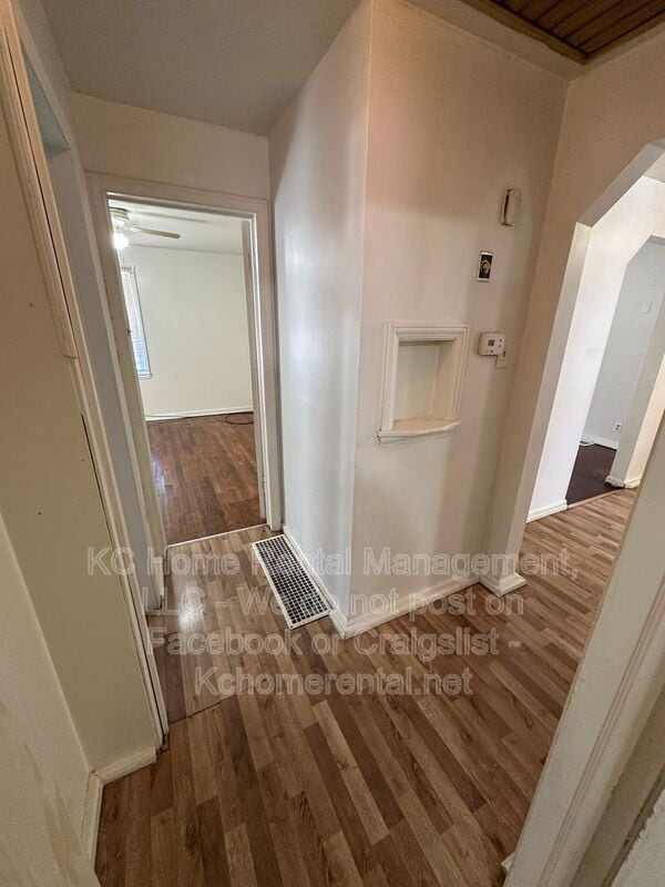 Building Photo - 2115 N 40 St