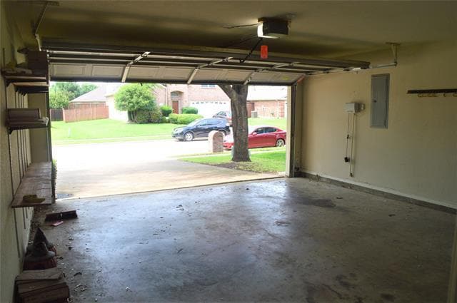 Building Photo - 15572 Western Trail
