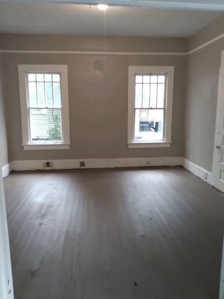 Building Photo - 3019 6th Ave