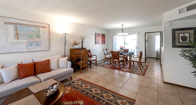 Building Photo - 12414 W Nugget Ct