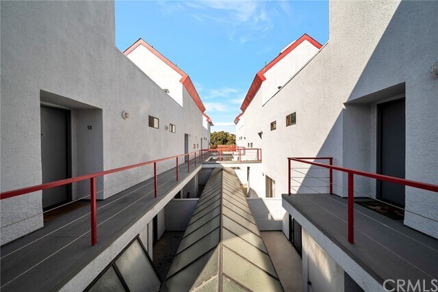 Building Photo - 11575 Missouri Ave