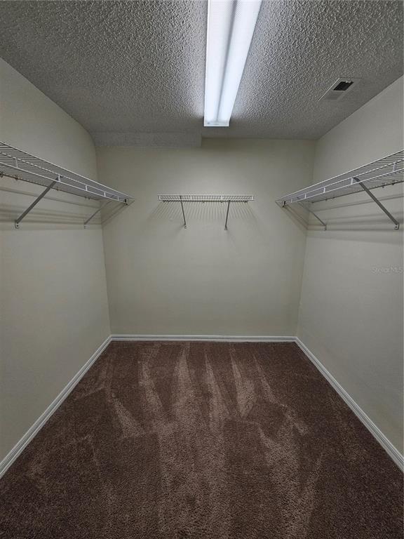 Building Photo - 5552 Bentgrass Dr