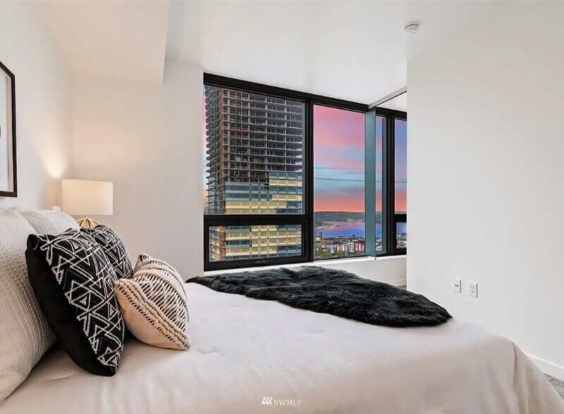 Building Photo - 1808 Minor Ave