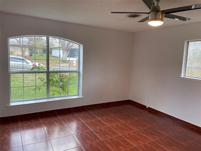 Building Photo - 5506 Gloucester Ln