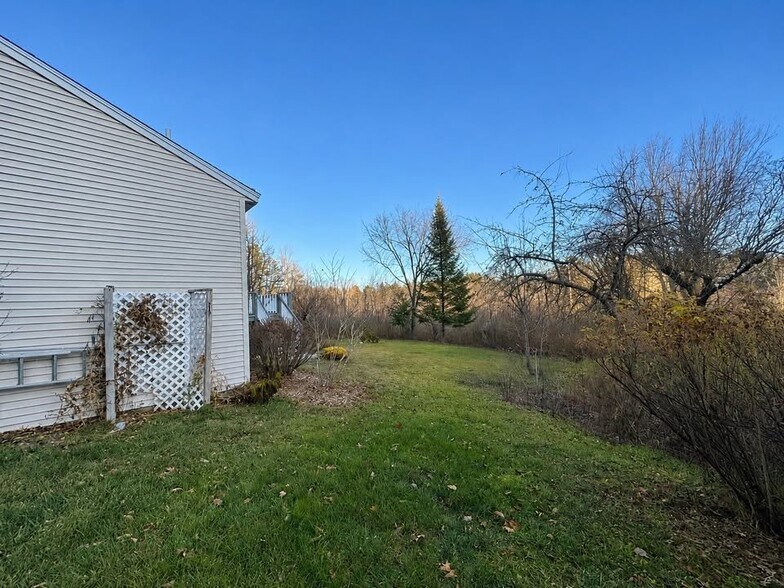 Building Photo - 129 Lawrence Rd