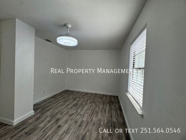 Building Photo - 6017 Mission Hills Ct