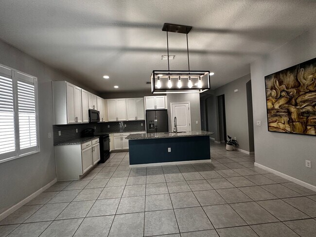 Building Photo - SAWGRASS - 4BR/2BA HOME