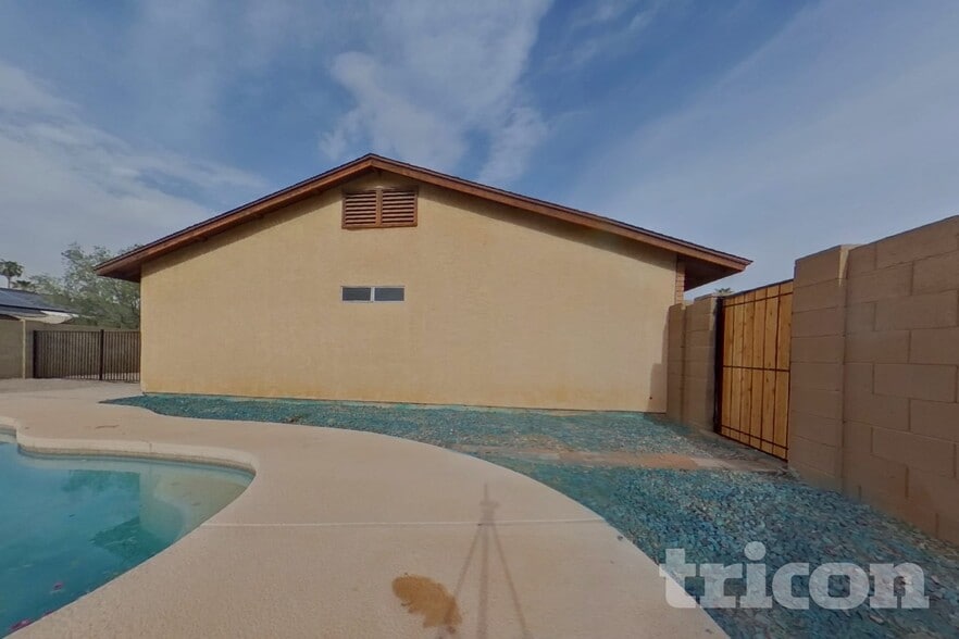 Building Photo - 3413 E Dragoon Ave