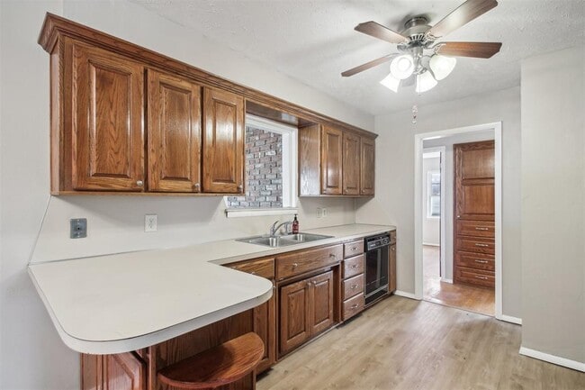 Building Photo - 309 Sherri Ln