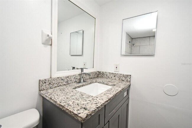 Building Photo - 3057 Aaron Burr Ave