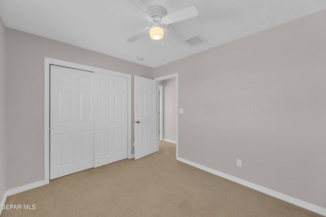 Building Photo - 11330 Loma Del Sol Dr